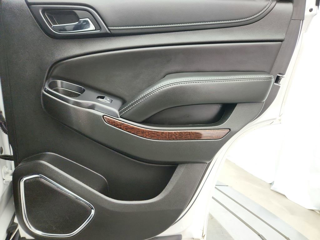 Used 2019 GMC Yukon SLE w/ SLE Value Package AWD/4WD image 28