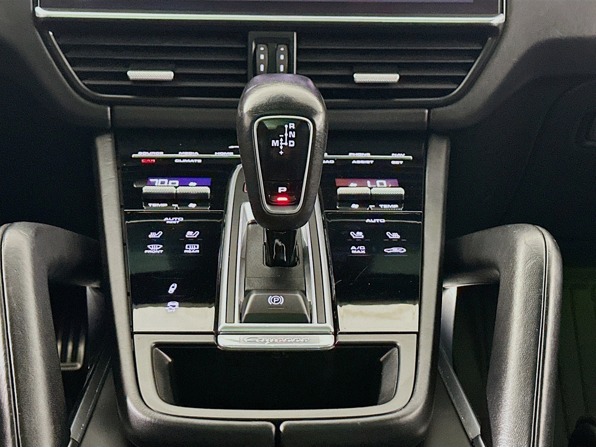 Used 2021 Porsche Cayenne Turbo image 13