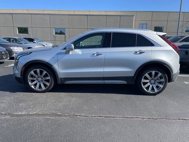 Used 2019 Cadillac XT4 Premium Luxury FWD image 3