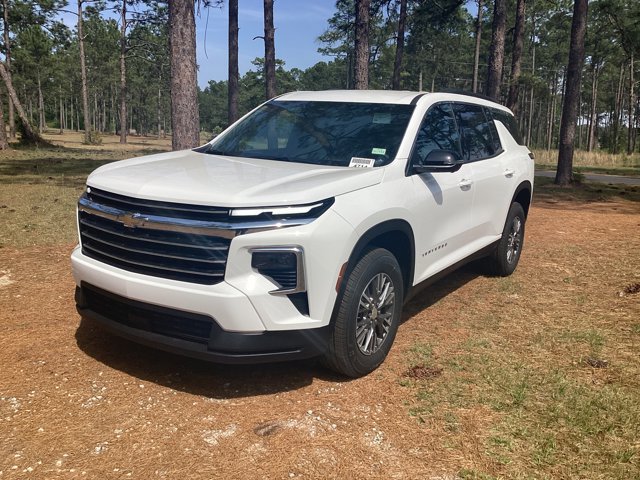 New 2026 Chevrolet Traverse LT w/ Driver Confidence Package FWD image 8