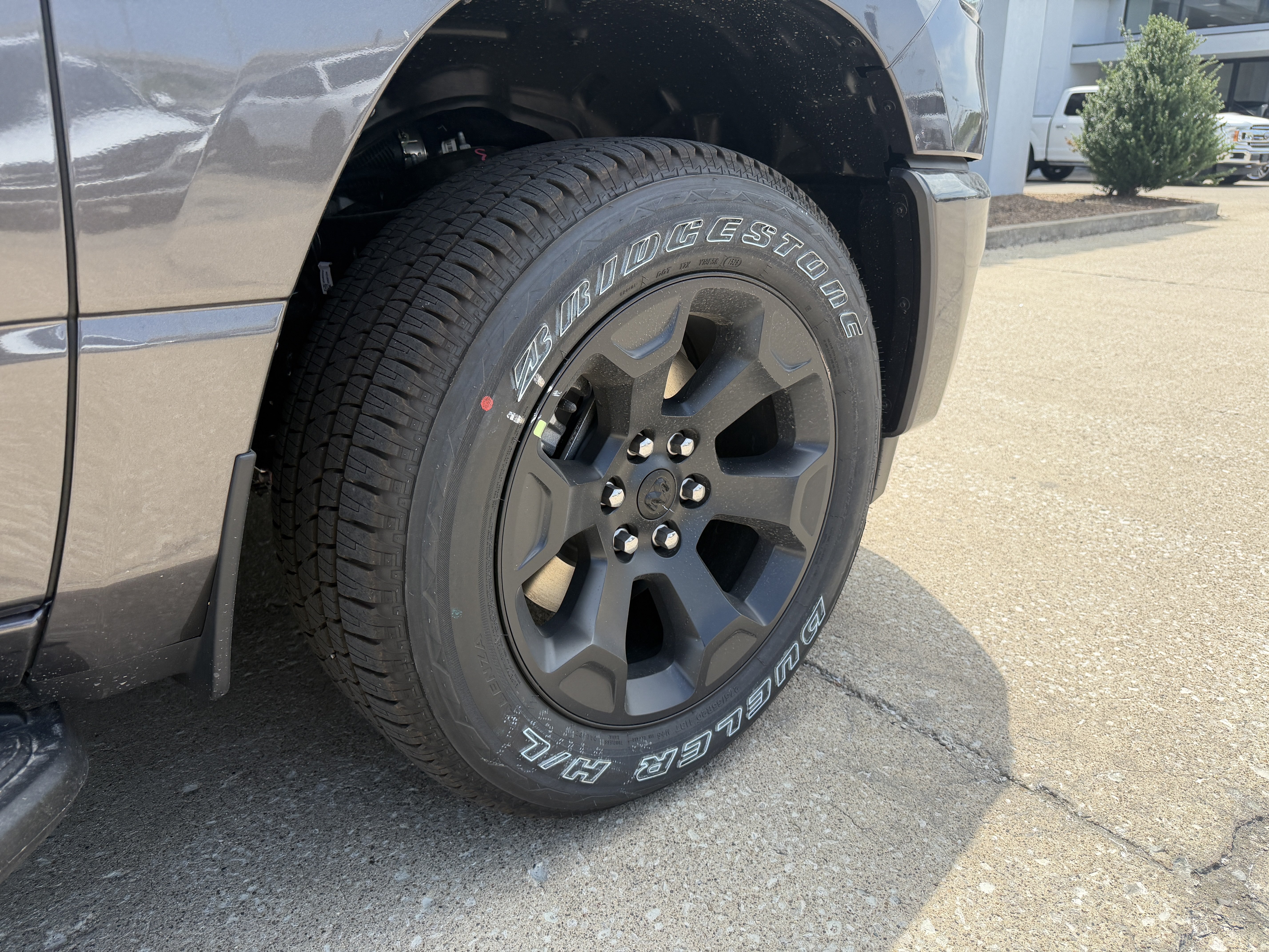 New 2026 RAM 1500 Express AWD/4WD image 19