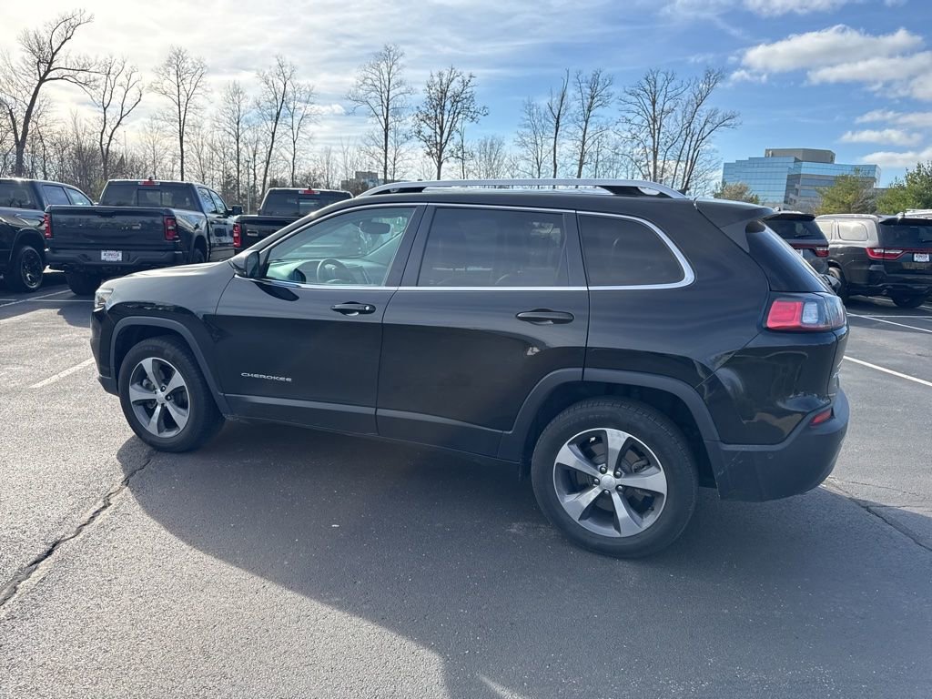 Used 2019 Jeep Cherokee Limited w/ Luxury Group image 4