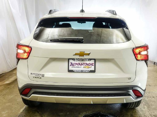 New 2026 Chevrolet Trax LT w/ Driver Confidence Package FWD image 6
