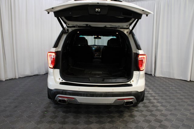 Used 2016 Ford Explorer Platinum image 7