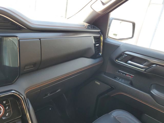 Used 2023 GMC Sierra 1500 AT4 w/ Technology Package AWD/4WD image 26