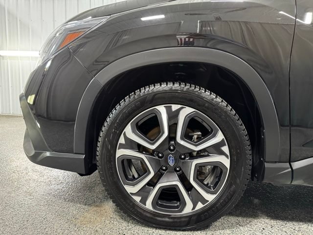 Used 2023 Subaru Ascent Limited AWD/4WD image 26