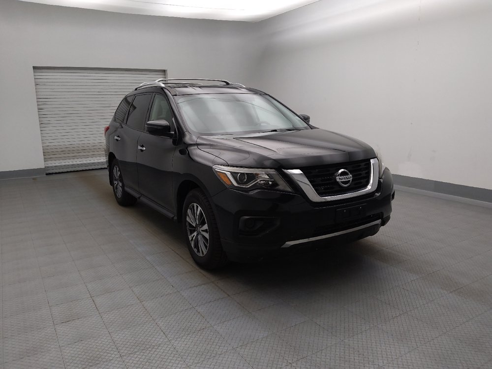 Used 2020 Nissan Pathfinder S FWD image 13