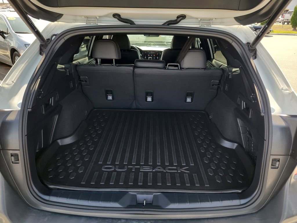 Used 2022 Subaru Outback Wilderness image 8