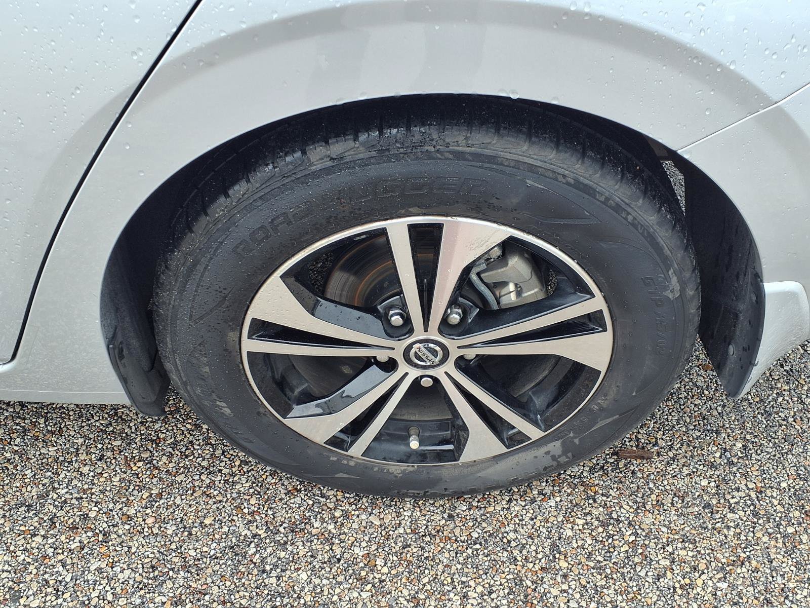 Used 2023 Nissan Sentra SV FWD image 25