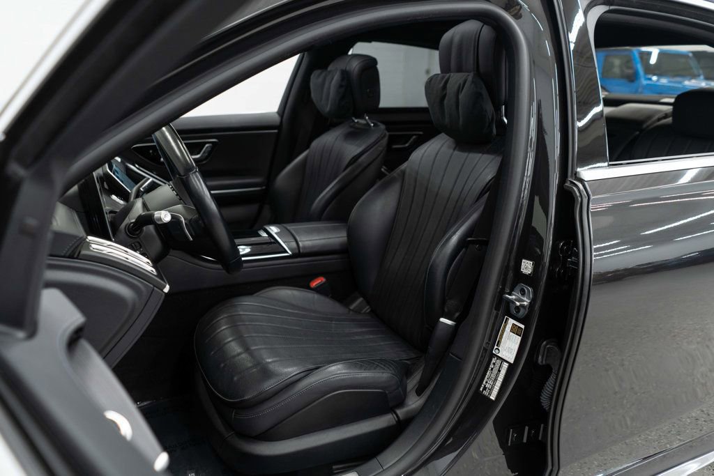 Used 2022 Mercedes-Benz S 500 4MATIC w/ AMG Line Package image 8