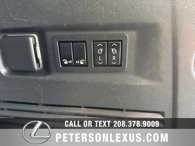 Used 2021 Chevrolet Tahoe High Country w/ Premium Package AWD/4WD image 23
