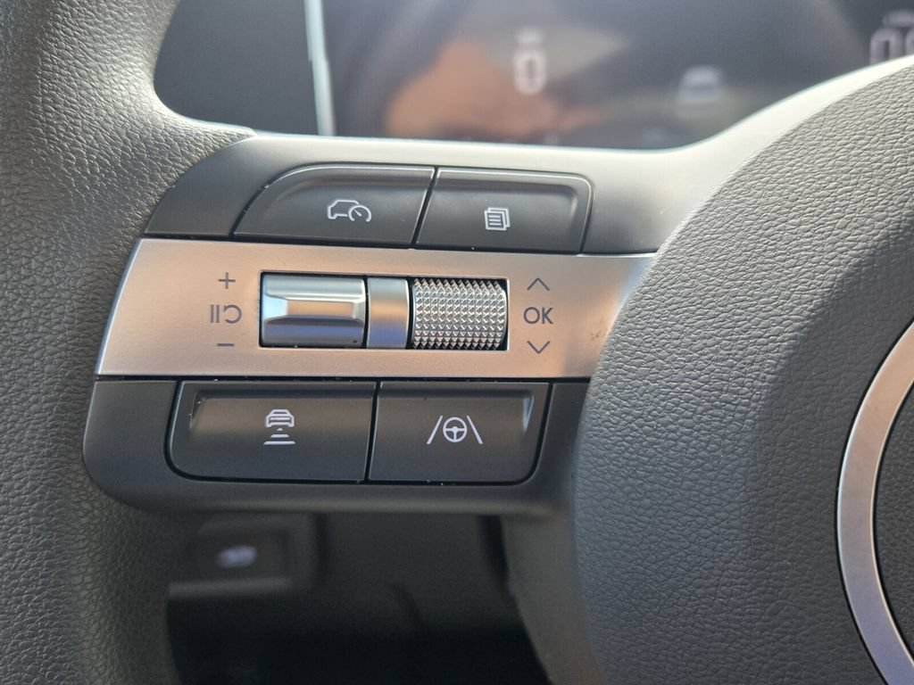 Certified 2025 Hyundai Sonata SE FWD image 24