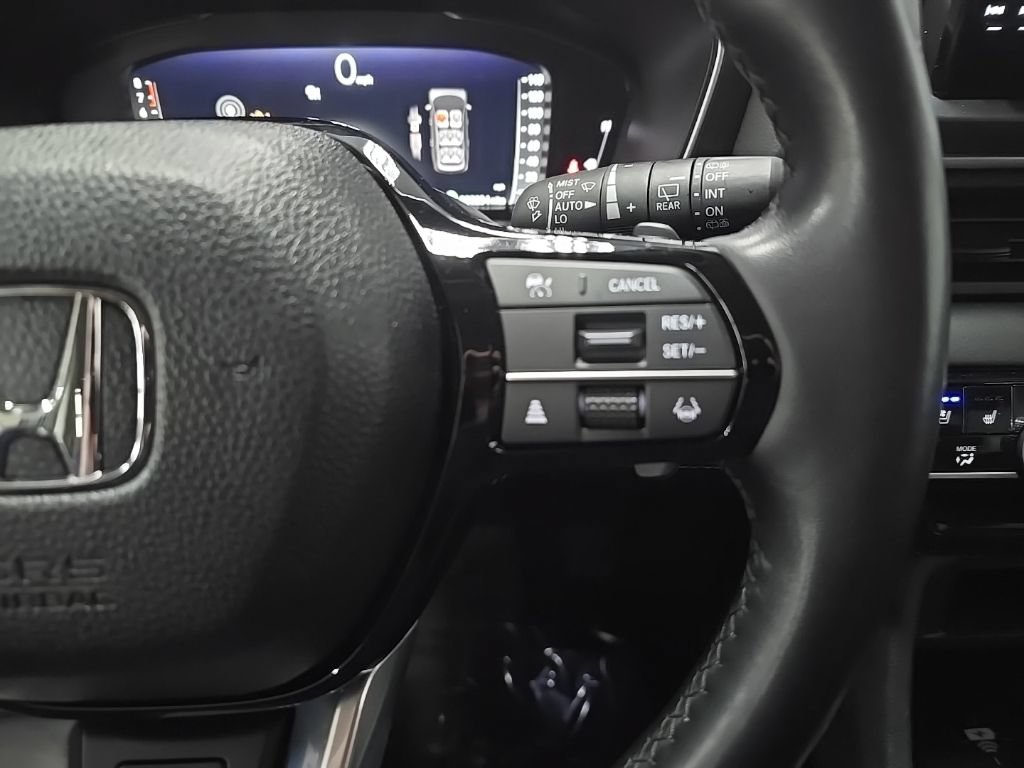 Used 2023 Honda Pilot Elite image 21
