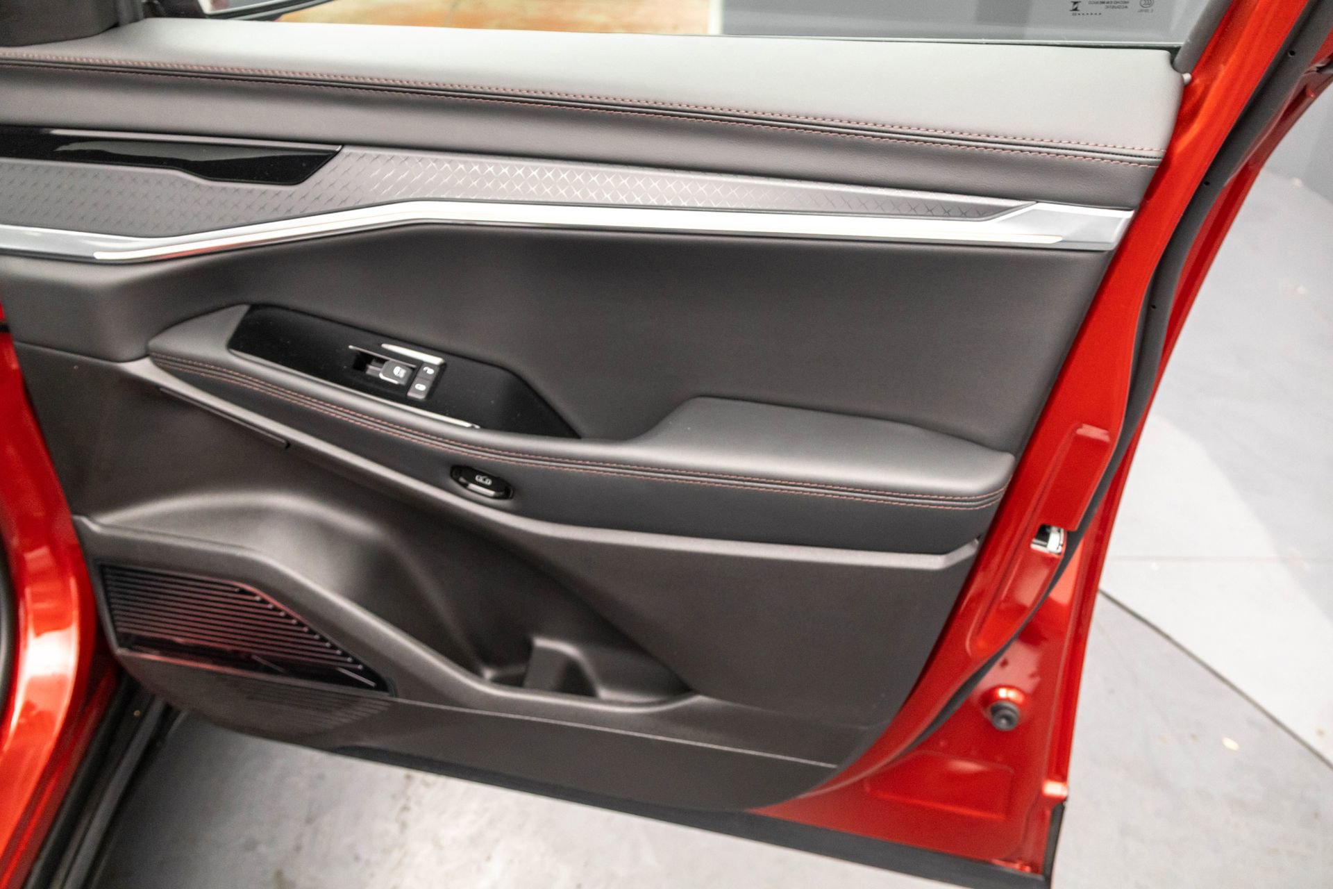 Used 2025 Jeep Wagoneer S Limited image 46