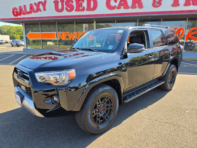 Used 2024 Toyota 4Runner TRD Off-Road Premium w/ Off Road Premium Plus Package AWD/4WD image 3