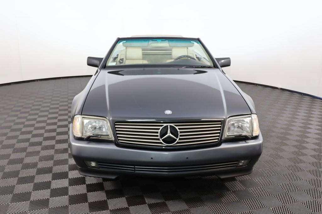 Used 1995 Mercedes-Benz SL 500 image 2