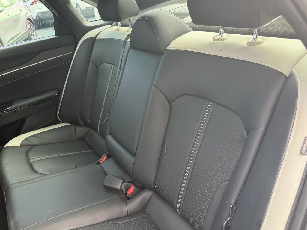 Used 2025 Kia K5 GT-Line w/ GT-Line Premium Package FWD image 14