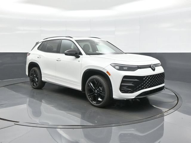New 2026 Volkswagen Tiguan SE R-Line