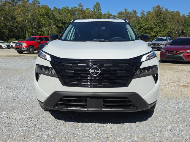 New 2027 Nissan Rogue Dark Armor FWD image 3