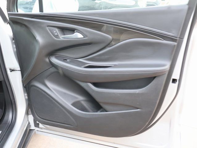 Certified 2019 Buick Envision Essence image 10