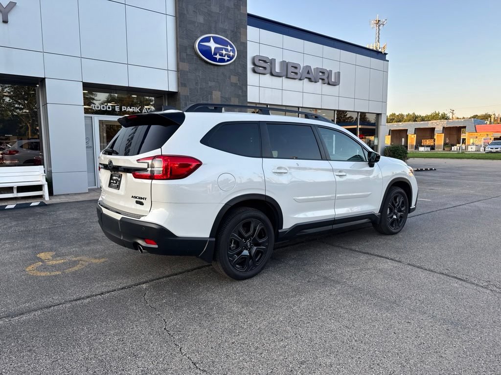 Certified 2025 Subaru Ascent Bronze Edition AWD/4WD image 3