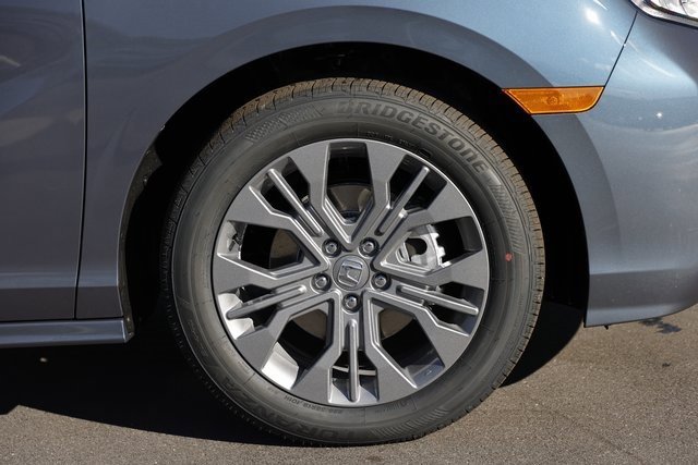 New 2026 Honda Odyssey Touring image 16