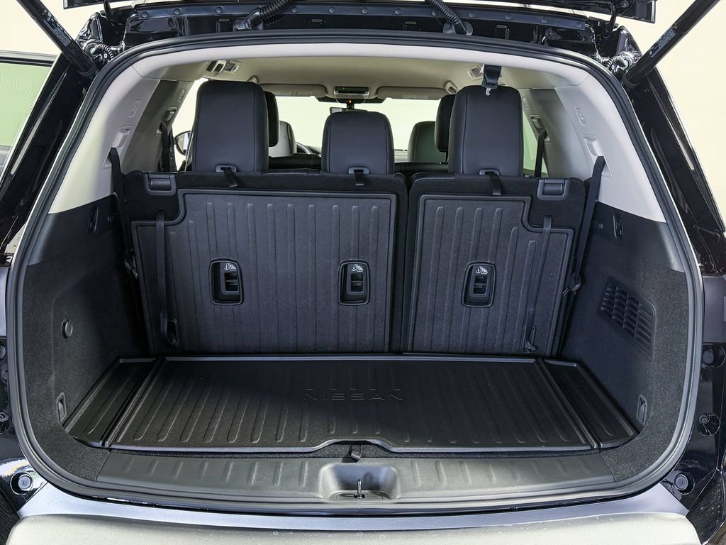 New 2026 Nissan Pathfinder SL AWD/4WD image 38