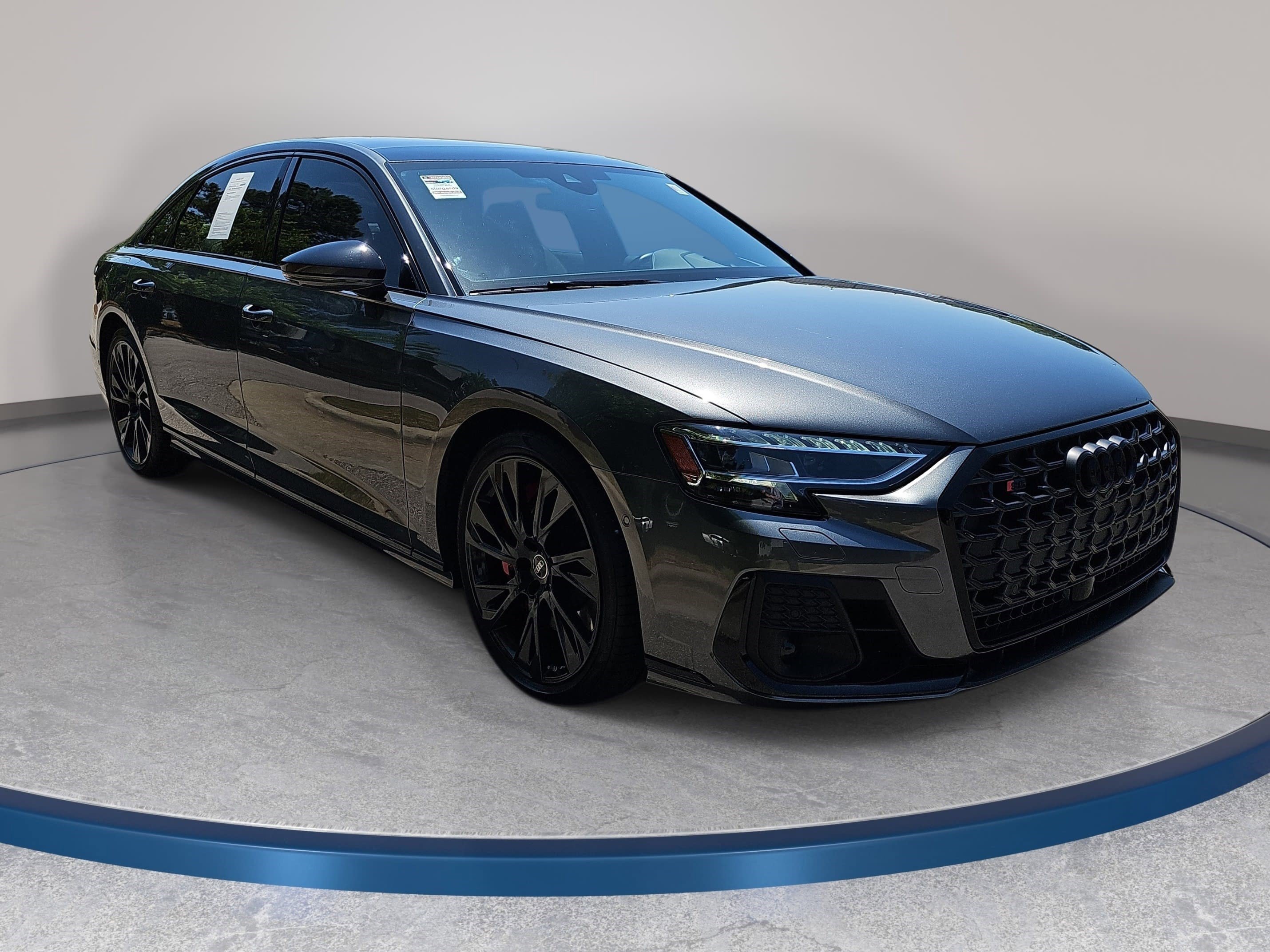 Used 2025 Audi S8 AWD/4WD image 3