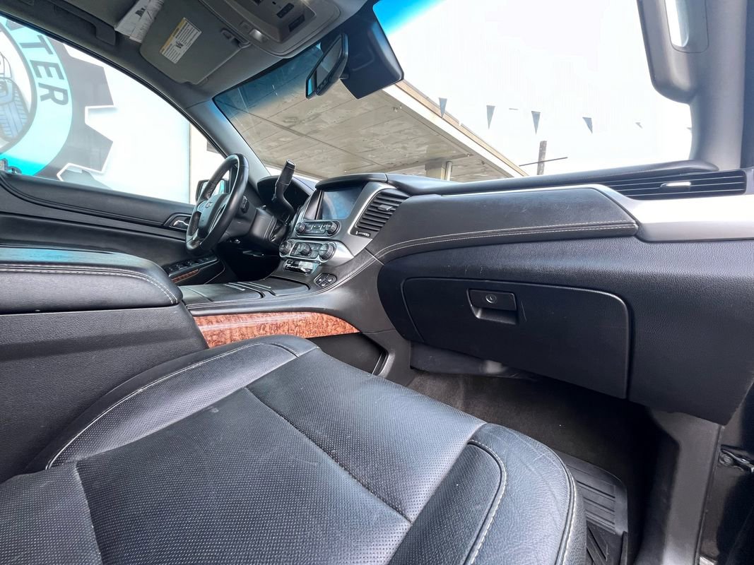 Used 2015 Chevrolet Suburban LTZ image 18