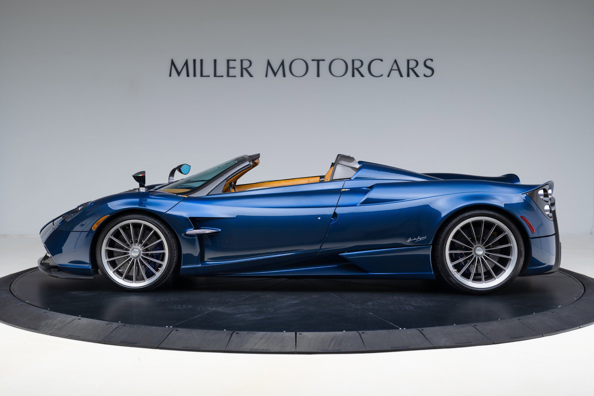 Used 2017 Pagani Huayra image 7