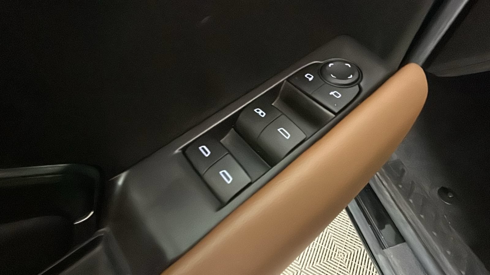 Used 2023 GMC Canyon AT4 AWD/4WD image 12
