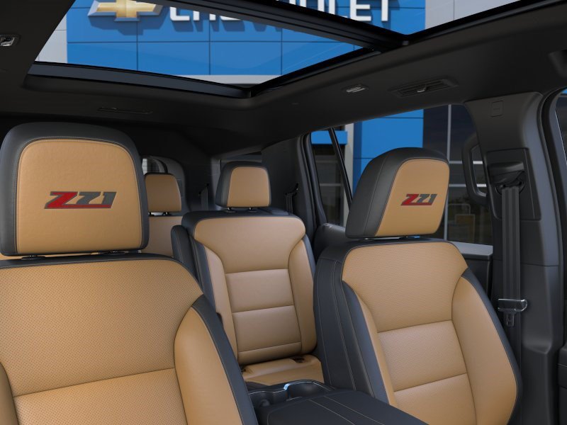 New 2027 Chevrolet Traverse Z71 w/ Enhanced Driving Package AWD/4WD image 24