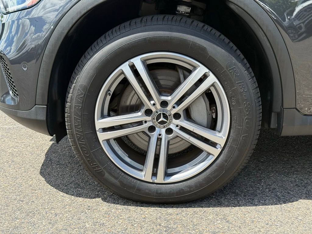 Used 2022 Mercedes-Benz GLC 300 4MATIC w/ Premium Package Lite image 15