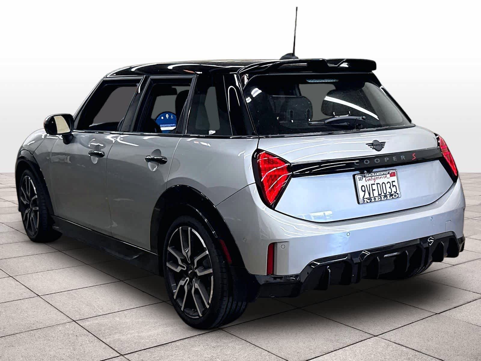 Certified 2025 MINI Cooper S FWD image 14