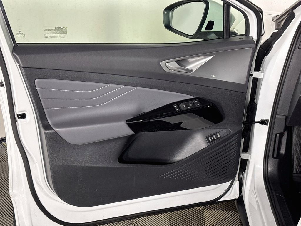 Certified 2023 Volkswagen ID.4 Pro S AWD/4WD image 11
