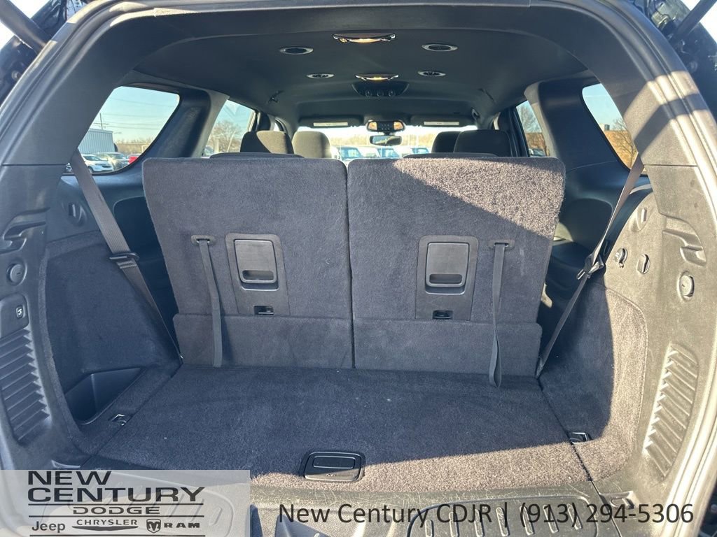Used 2025 Dodge Durango GT image 16