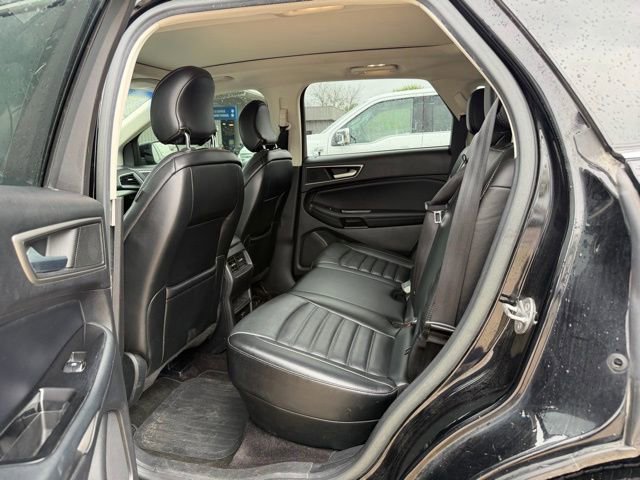 Used 2016 Ford Edge SEL w/ Canadian Touring Package AWD/4WD image 11