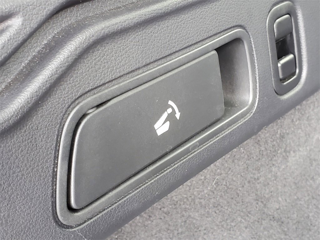 Used 2021 INFINITI QX50 Essential w/ Convenience Package image 33