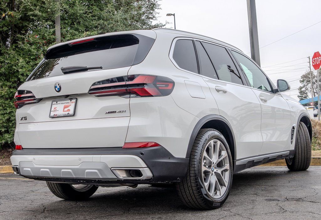 Used 2025 BMW X5 xDrive40i w/ Premium Package image 30