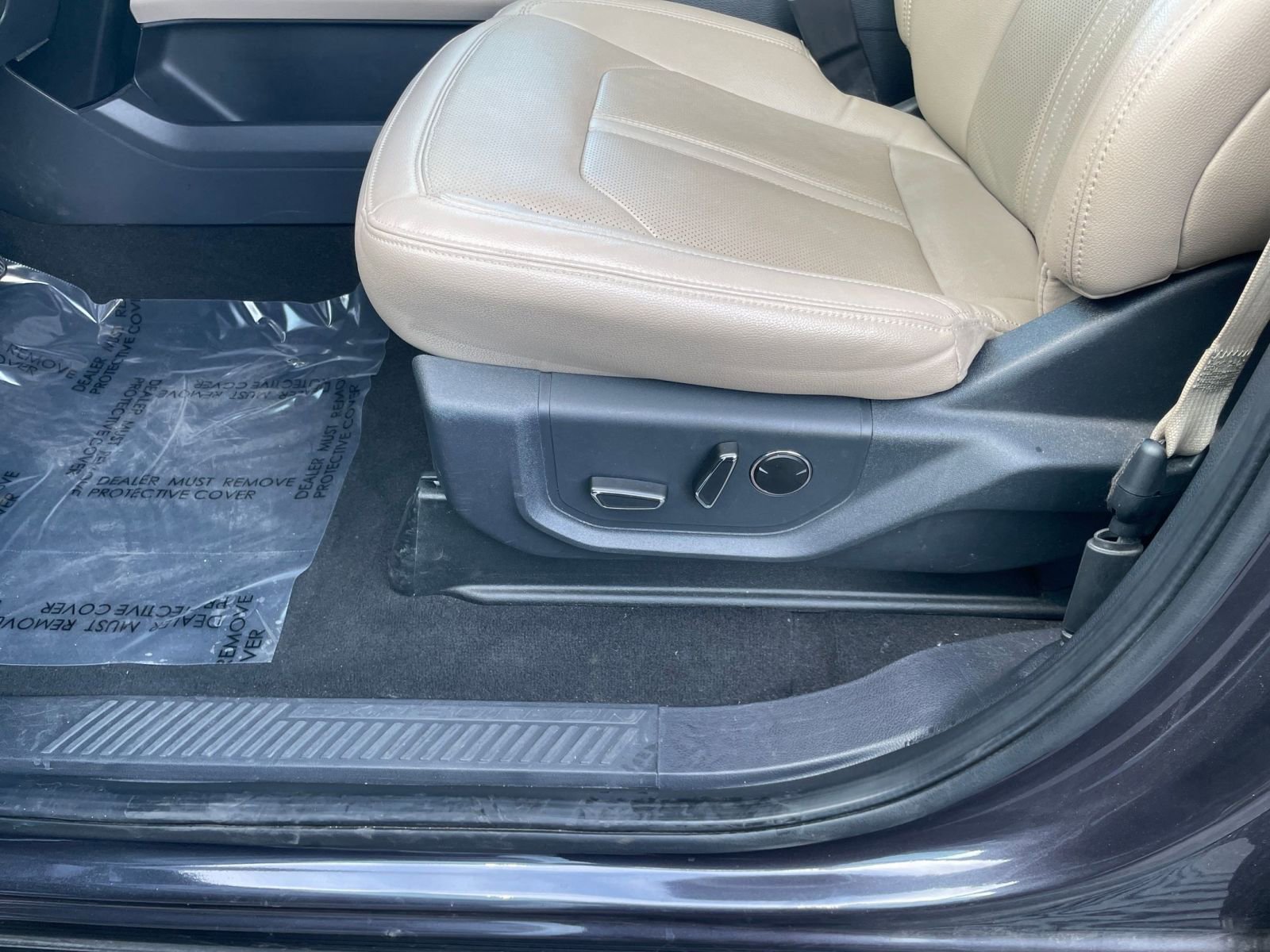 Used 2024 Ford Expedition Limited RWD image 22