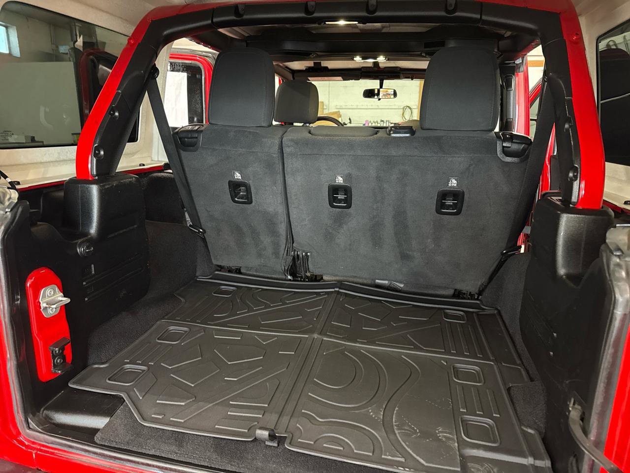 Used 2021 Jeep Wrangler Unlimited Sport image 42