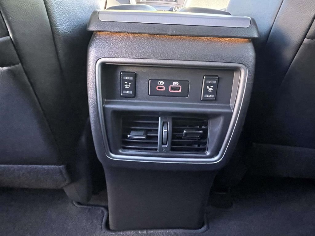 Used 2023 Nissan Murano SL w/ SL Moonroof Package FWD image 17