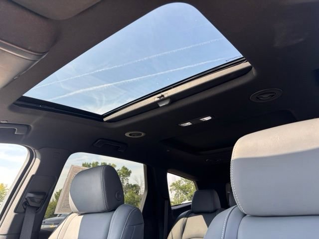 Certified 2023 Buick Enclave Essence w/ Experience Buick Package AWD/4WD image 16