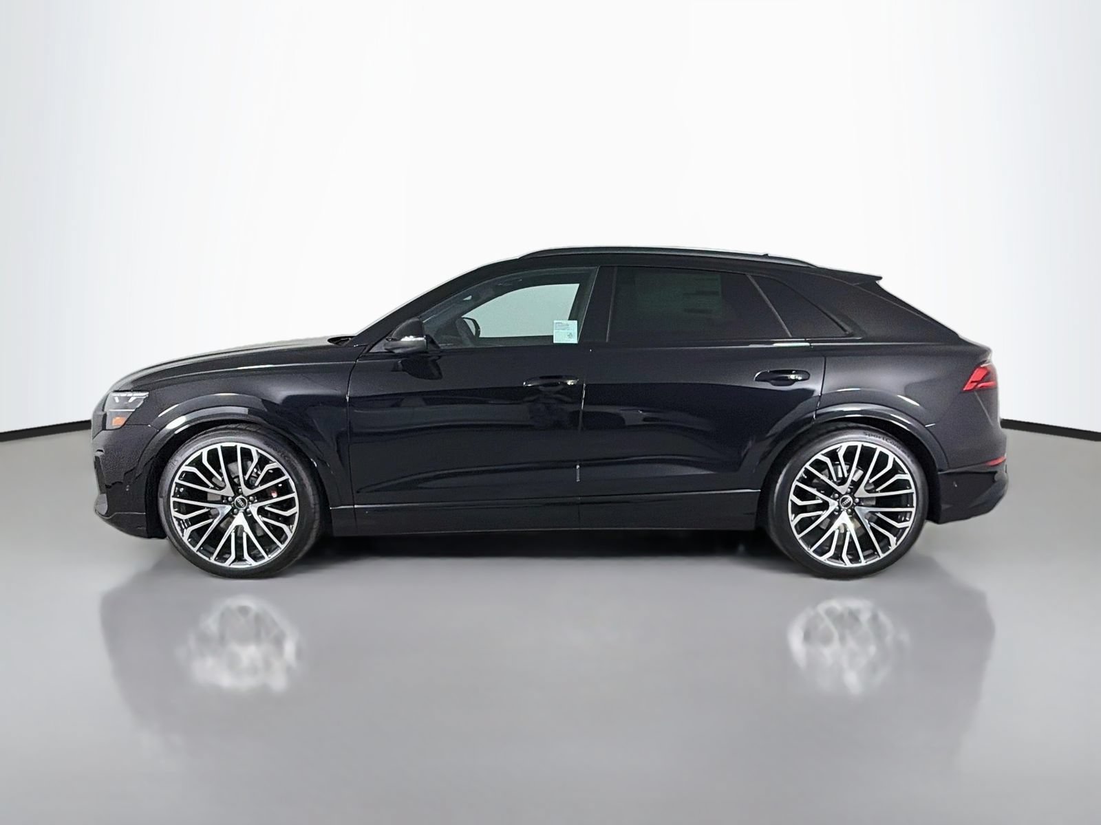 New 2026 Audi SQ8 Premium Plus AWD/4WD image 4