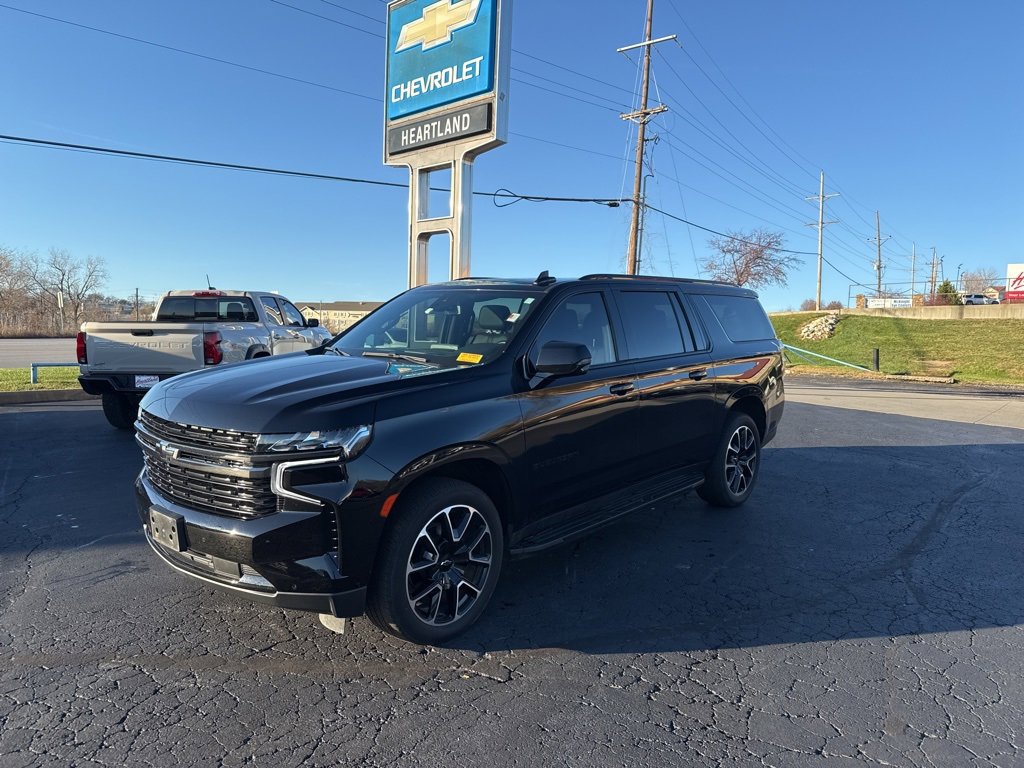 Used 2022 Chevrolet Suburban RST w/ Luxury Package