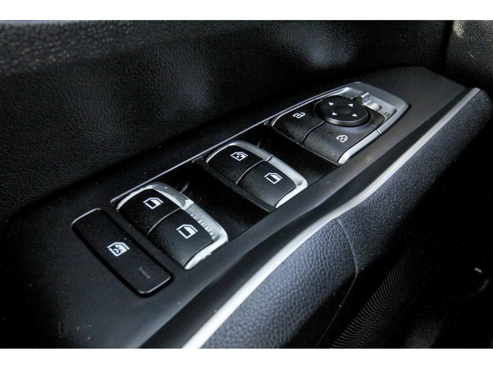 Used 2021 Kia Sorento LX image 23