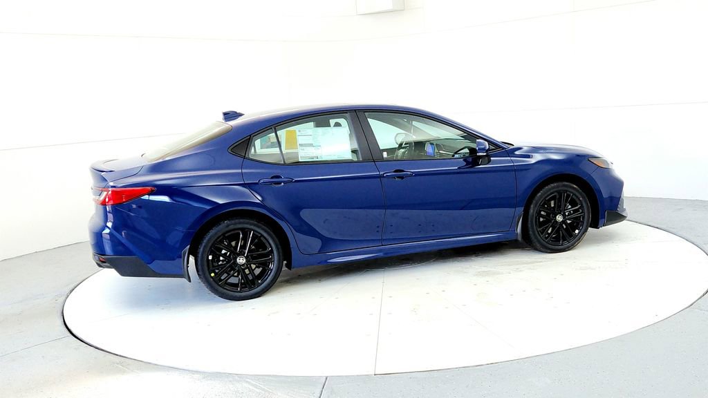New 2026 Toyota Camry SE AWD/4WD image 6