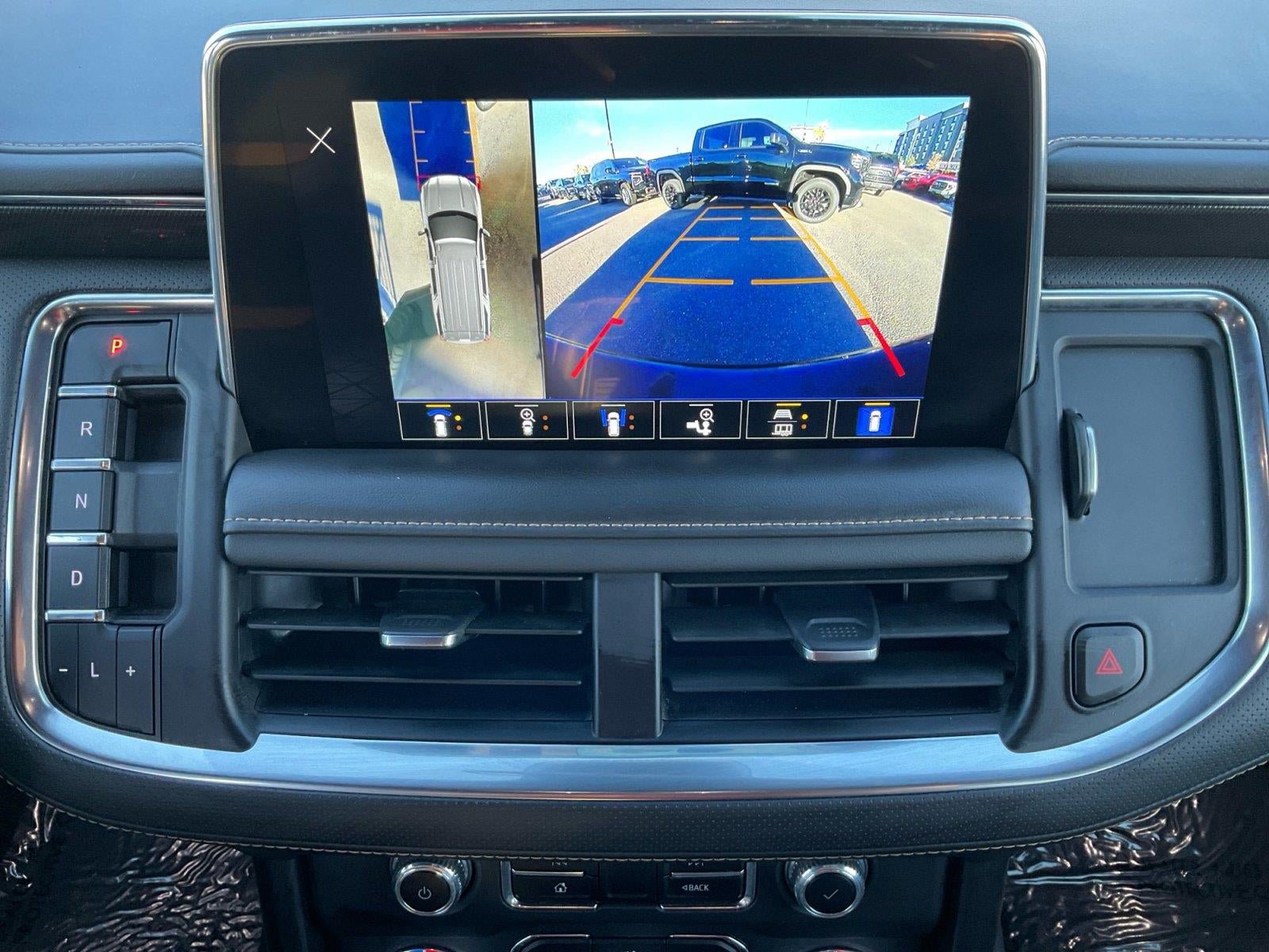 Certified 2024 GMC Yukon AT4 w/ AT4 Premium Package AWD/4WD image 18