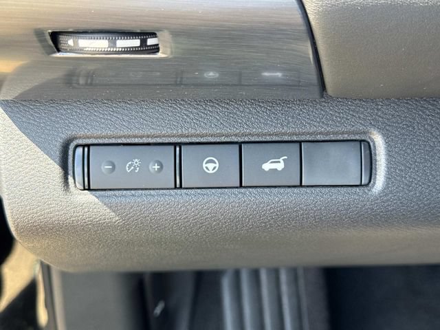 New 2026 Nissan Pathfinder SL FWD image 21