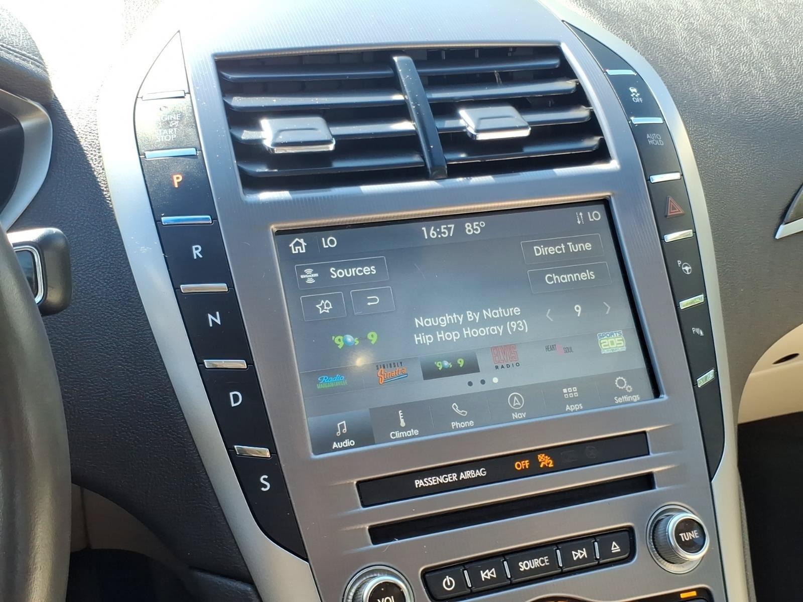Used 2020 Lincoln MKZ Reserve w/ Luxury Package FWD image 22
